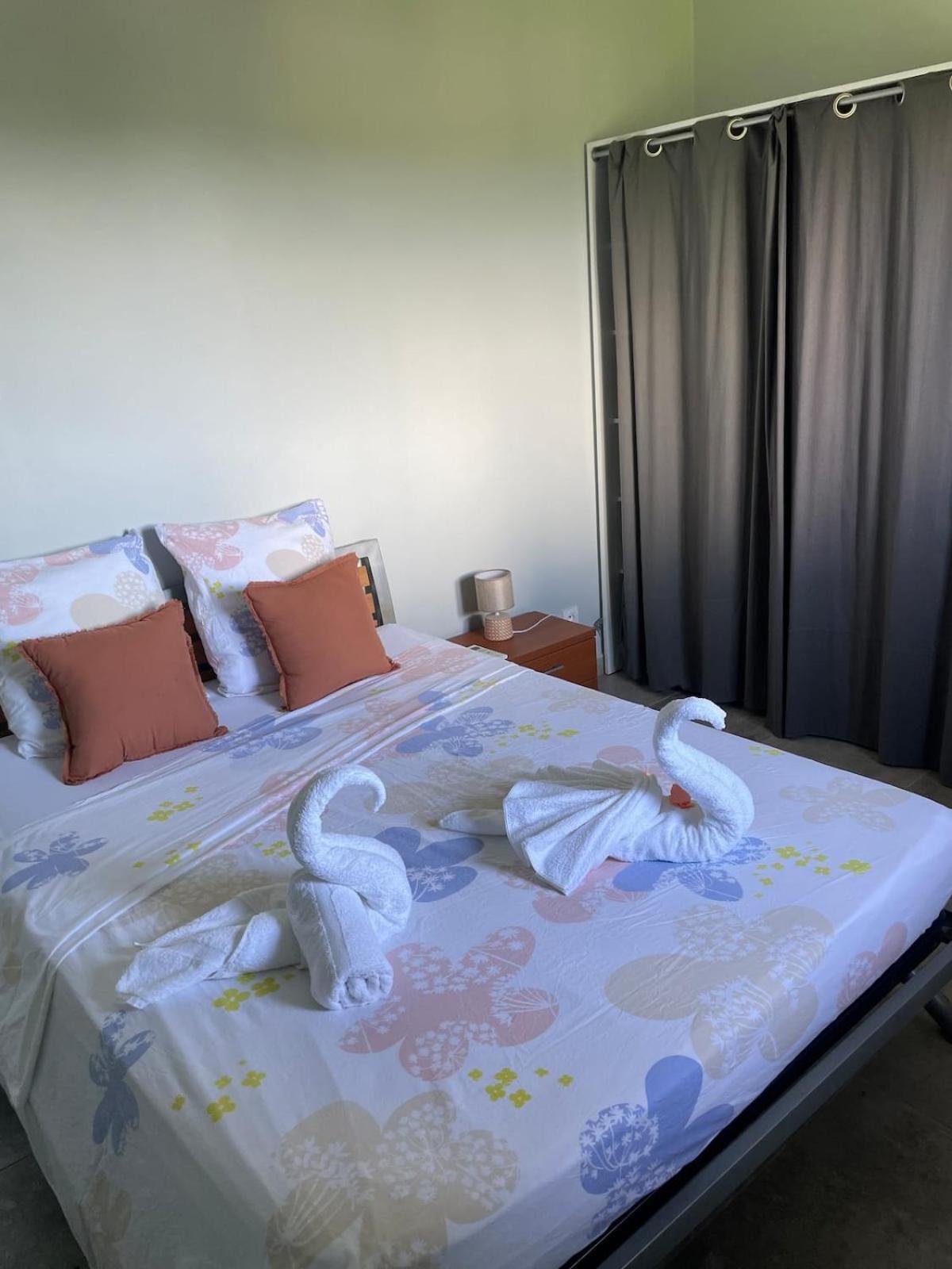 Villa Karib Hibiscus Le Gosier  Bagian luar foto