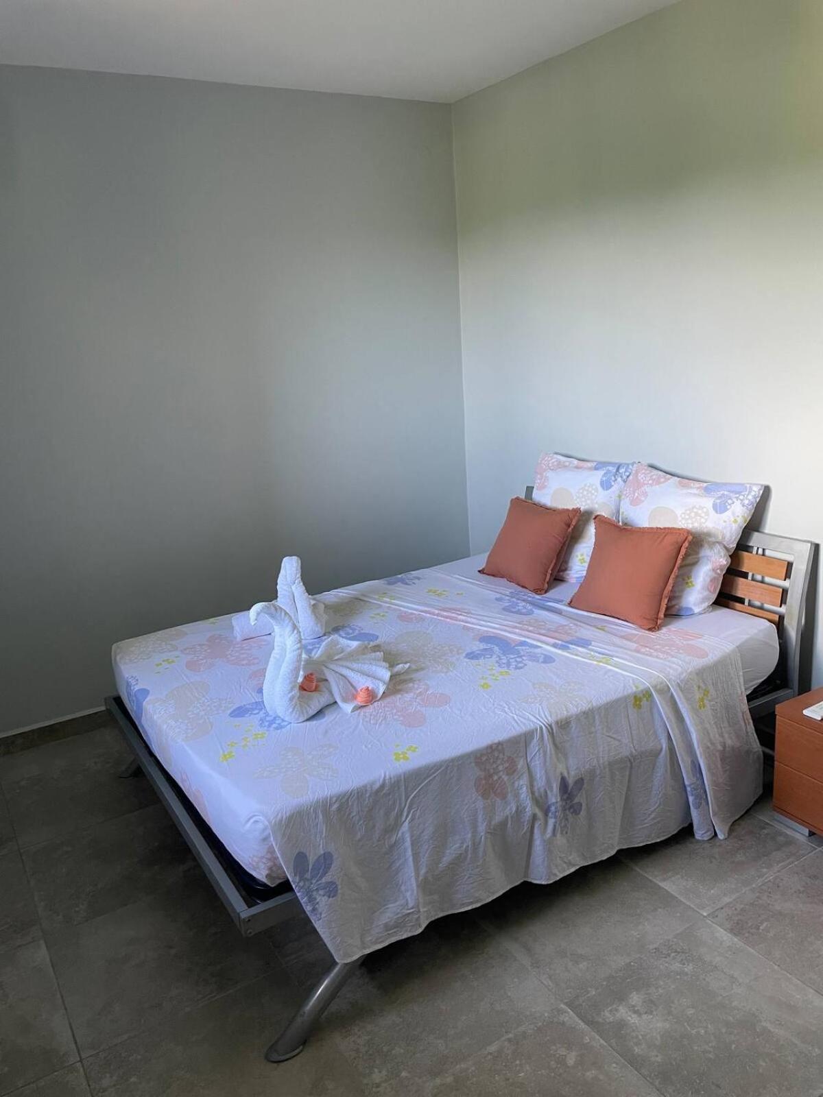 Villa Karib Hibiscus Le Gosier  Bagian luar foto